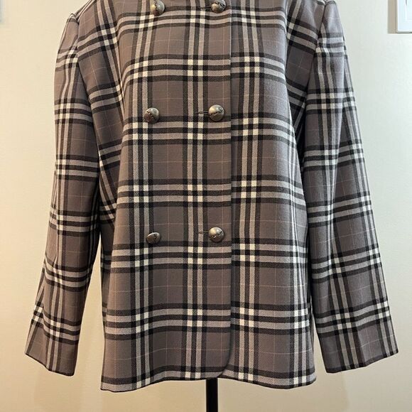 Woman’s 100% Wool Blazer | Vintage Blazer | Made In Canada | Women’s Wool Blazer - Picture 15 of 17